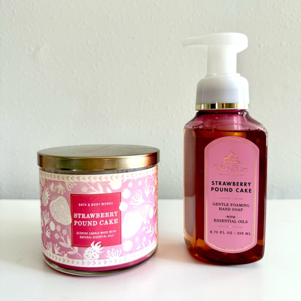 Bath and Body Works BBW Strawberry Pound Cake Candle and Foaming Soap Set